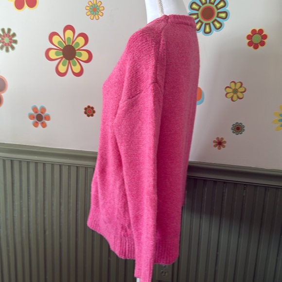 Sweater - Picture 2 of 6